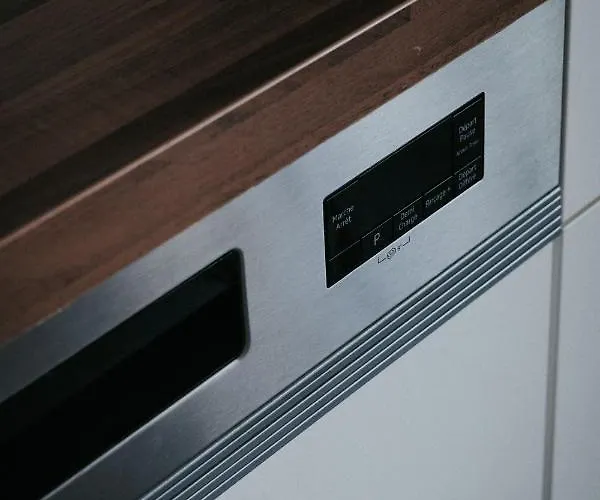 La Terrasse Confort Avec Garage アパート シャテルギュイヨン